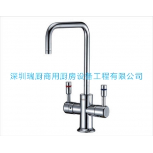 双温鹅颈龙头